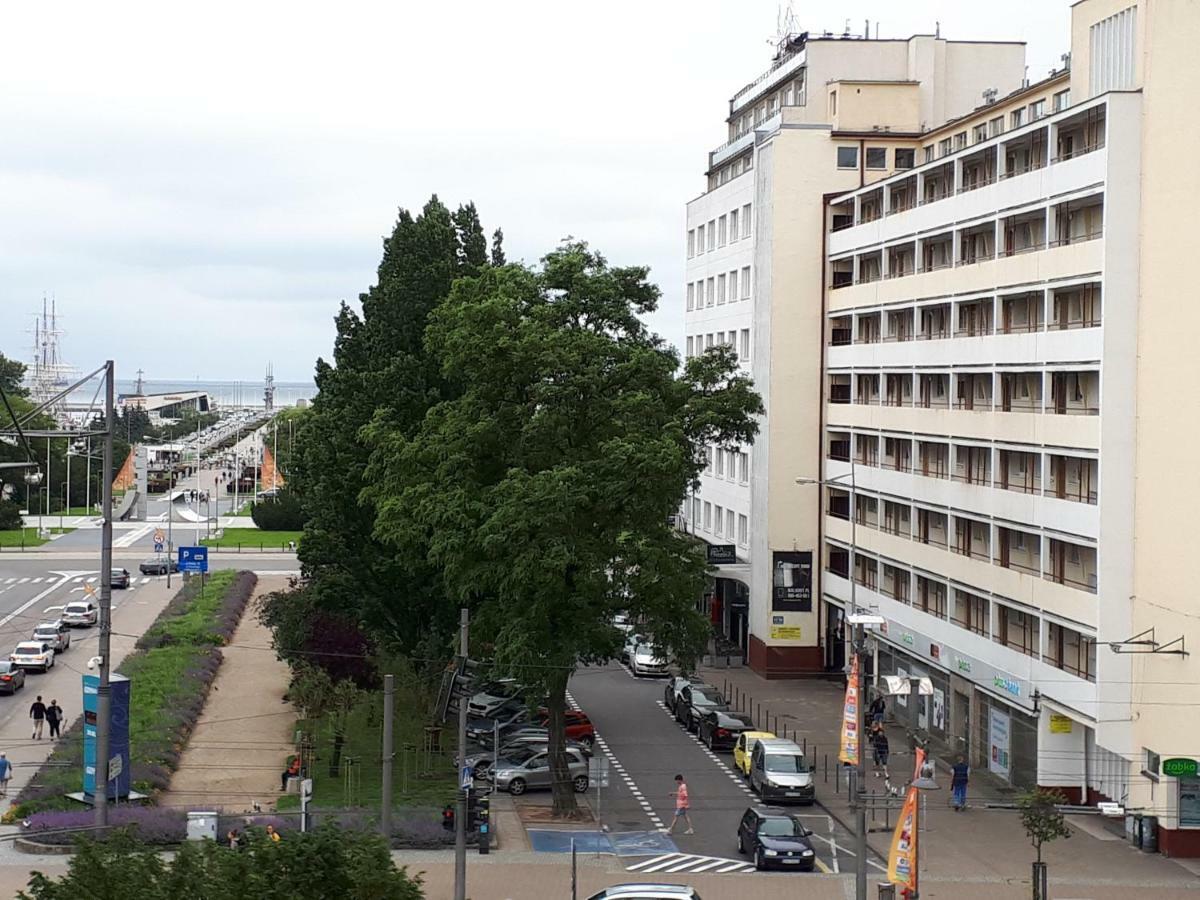 Apartament Downtown Apartment Gdynia Luaran gambar