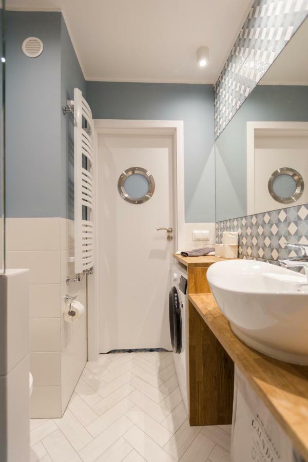 Apartament Downtown Apartment Gdynia Luaran gambar
